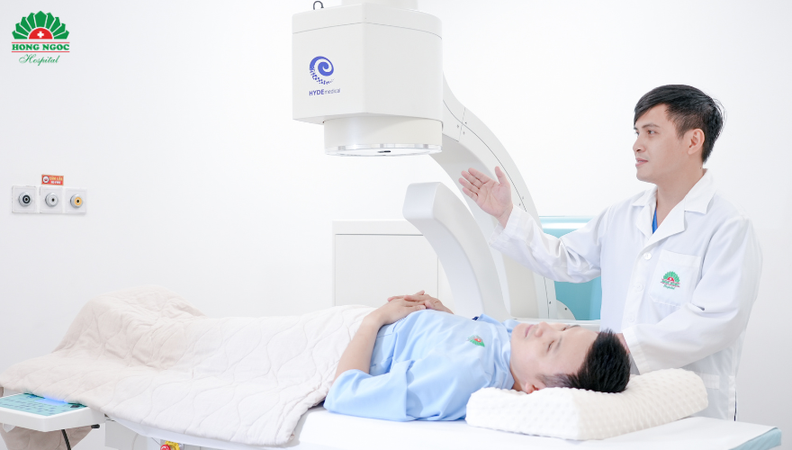 PHẪU THUẬT TIẾT NIỆU VÀ TÁN SỎI CÔNG NGHỆ CAO: XỬ LÝ TRIỆT ĐỂ SỎI THẬN, SỎI TIẾT NIỆU - ảnh 2