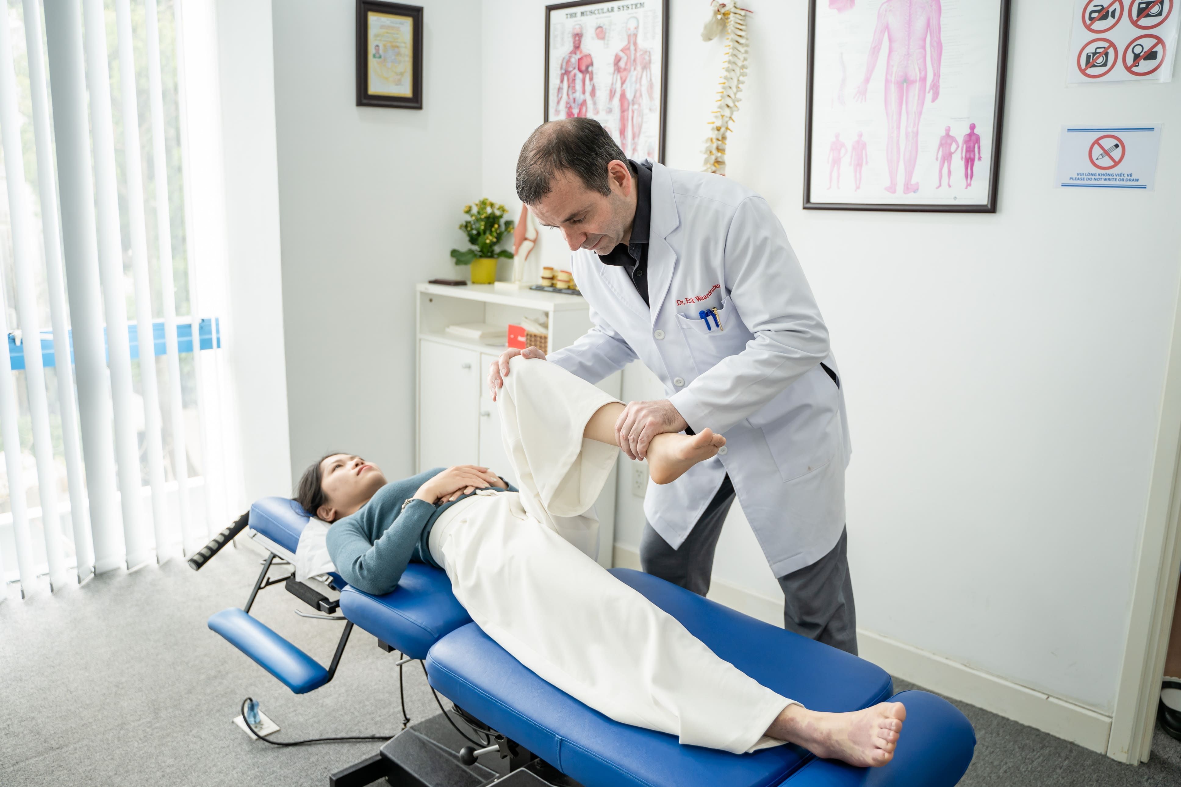 Đau đầu gối ở phụ nữ: nguyên nhân, cách phòng ngừa và điều trị - ảnh 2