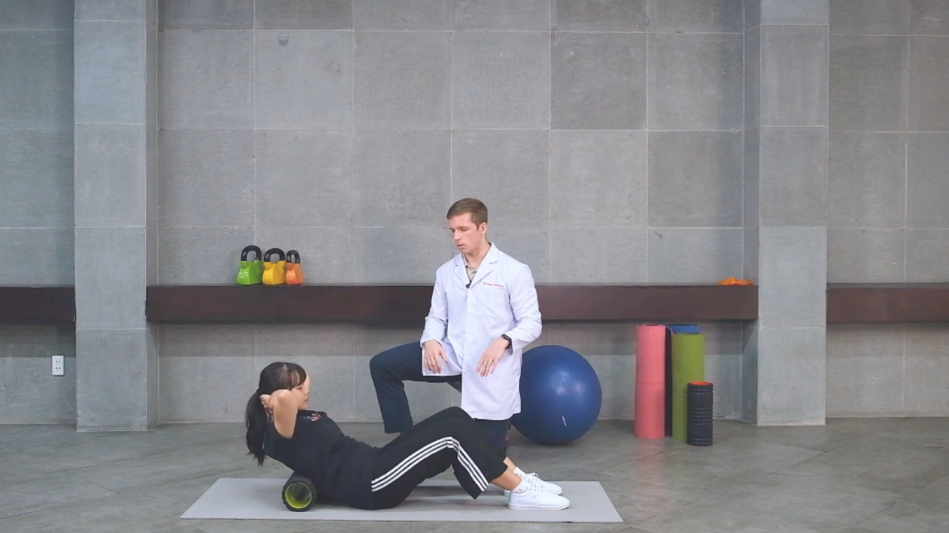 3 BÀI TẬP CẢI THIỆN GÙ LƯNG HIỆU QUẢ, DỄ THỰC HIỆN - ảnh 3