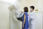 Tư thế chụp X quang tuyến vú (mammography) đúng chuẩn