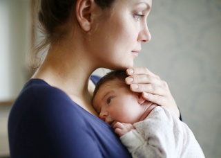 Ảnh 4 của Postpartum Depression