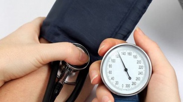 Bệnh huyết áp thấp là bênh gì?, Triệu chứng nhận biết và những lời khuyên