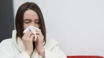 10 dấu hiệu phân biệt cảm cúm với cảm lạnh
