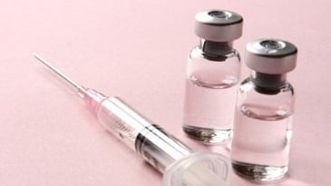 Có mấy loại vắc-xin Rotavirus và lịch uống như thế nào?