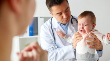 Làm gì nếu trẻ sơ sinh xét nghiệm âm tính với virus viêm gan B sau 2 liều vắc - xin h