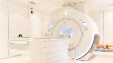 Chụp cộng hưởng từ (MRI) có ảnh hưởng gì tới cơ thể?