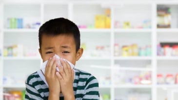 Viêm mũi dị ứng ở trẻ em có chữa khỏi được không?