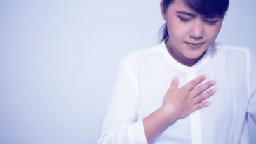 Tại sao trào ngược dạ dày gây khó thở?