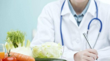 Nội soi đại tràng xong nên ăn gì để hồi phục sức khỏe