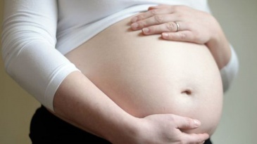 Gây tê ngoài màng cứng trong Phẫu thuật lấy thai ở người mẹ bị Tiền sản giật nặng