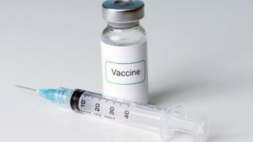 Tư vấn: Có cần thiết phải tiêm vắc-xin quai bị cho bé hay không?