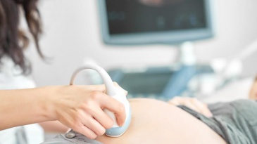 Nang đám rối mạch mạc trên siêu âm có nguy hiểm không
