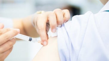 Hướng dẫn tiêm vắc-xin ở bệnh nhân có tiền sử dị ứng