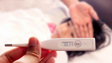 Làm gì khi trẻ bị sốt? Hướng dẫn chăm sóc trẻ bị sốt