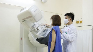 Tư thế chụp X quang tuyến vú (mammography) đúng chuẩn