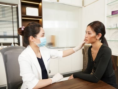 Gói Trị sạch nám, tàn nhang với công nghệ Pico Premium tại Bệnh viện Hồng Ngọc