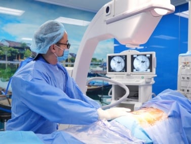 Bơm Xi Măng Cột Sống: Giải Pháp Điều Trị Hiệu Quả Cho Tình Trạng Xẹp Đốt Sống