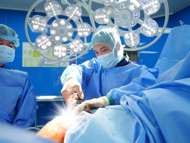 Phẫu thuật thay khớp háng tại Bệnh viện Đa khoa Hồng Ngọc - Phúc Trường Minh: Giải pháp toàn diện cho người bệnh