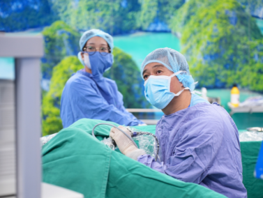 Phẫu thuật Tiết niệu & Nam khoa Công nghệ cao tại Bệnh viện Hồng Ngọc: Giải pháp toàn diện cho Sỏi, Tiền liệt tuyến và Bệnh lý Nam khoa