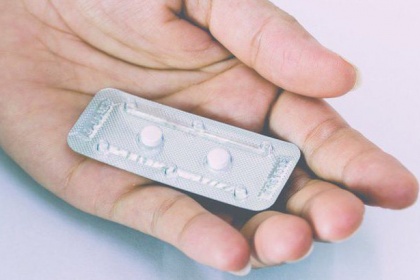 Uống thuốc tránh thai khẩn cấp bị ra máu có nguy hiểm không?