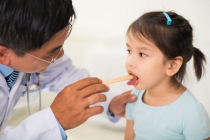Nạo VA có nguy hiểm không? Khi nào nên nạo VA cho bé?