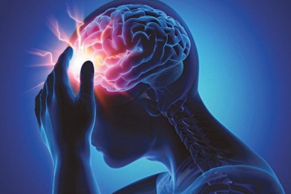 10 dấu hiệu tai biến ai cũng cần biết để xử lý kịp thời