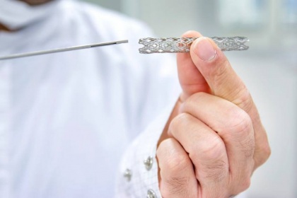 Đặt stent mạch vành được tiến hành như thế nào?, Khi nào cần can thiệp?