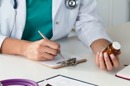 Các thuốc cần sử dụng sau khi đã xảy ra đột quỵ não do tắc mạch máu não