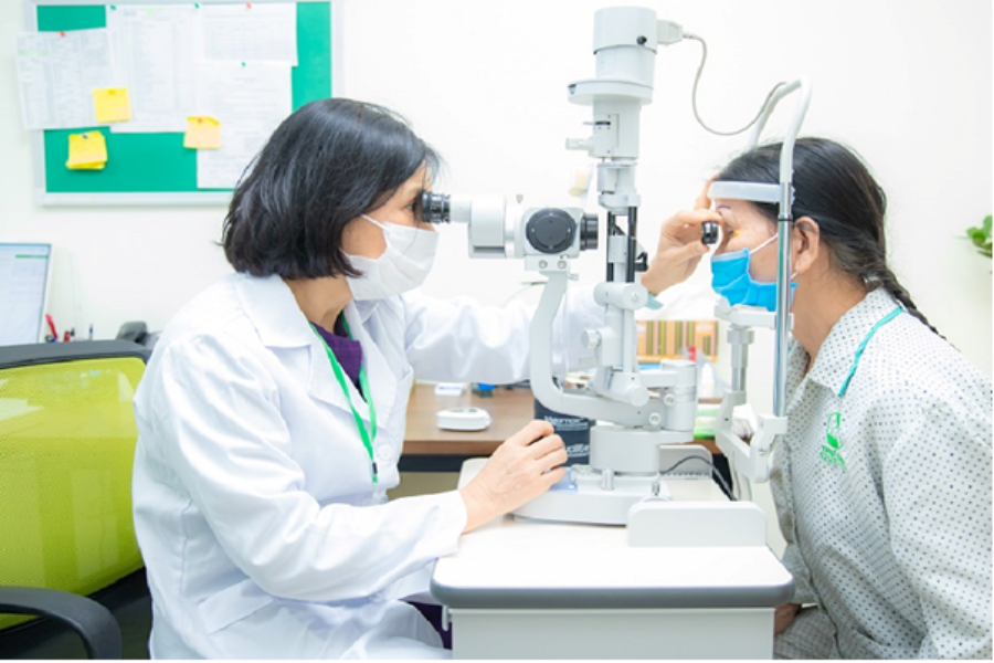bac-si-chuyen-khoa-ii-nguyen-thi-xuan-loan-2