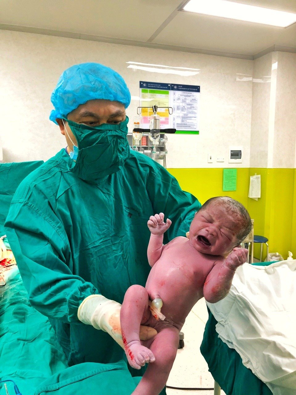 thac-si-bac-si-nguyen-hung-son-1