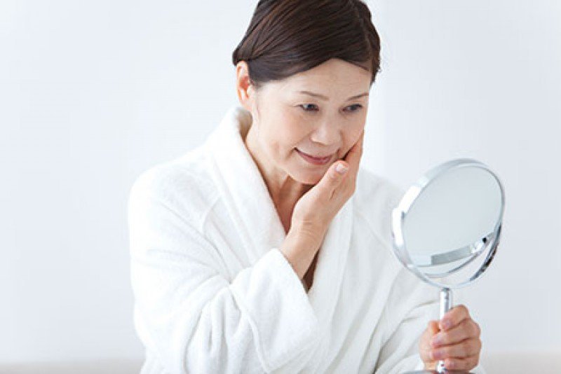 Mãn kinh có gây trở ngại sinh hoạt tình dục không