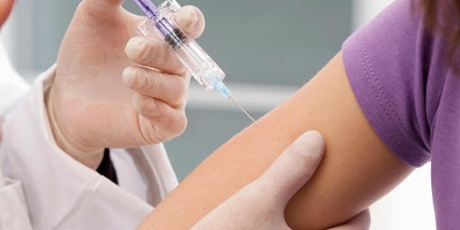 Vì sao cần tiêm phòng, sởi, quai bị, rubella trước khi mang thai?