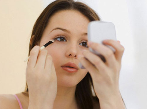 Mí mắt chảy xệ - Hình ảnh minh họa