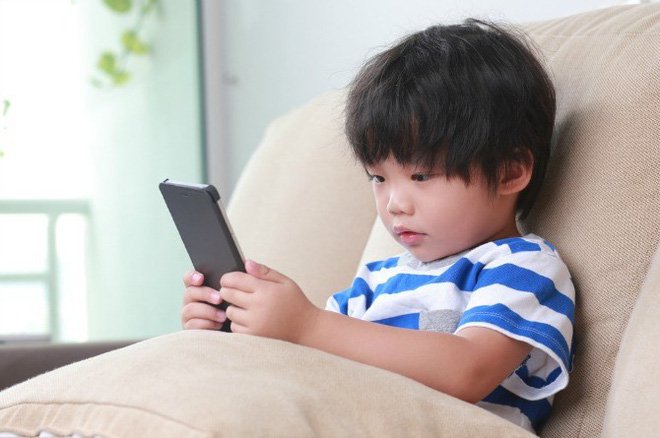 Trẻ tự kỷ hay la hét cha mẹ cần làm gì? - ảnh 2