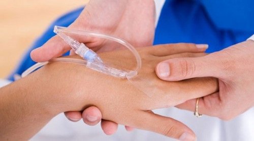 Sốt virus có nên truyền nước? - ảnh 2