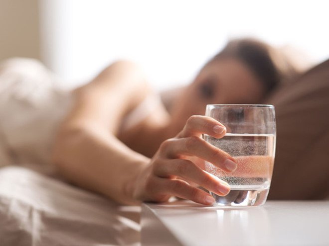 Dấu hiệu và biến chứng của sốt virus ở người lớn - ảnh 2