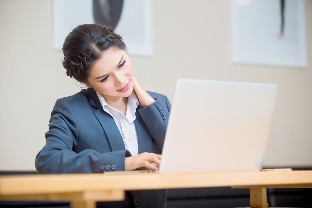 Đau cổ  - Hình ảnh minh họa