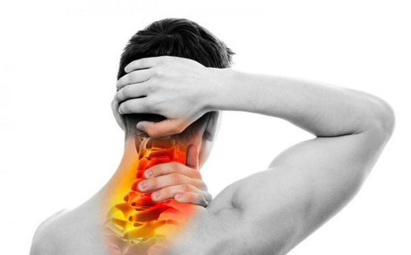 Chữa đau mỏi vai cổ gáy hiệu quả bằng tác động cột sống - ảnh 2