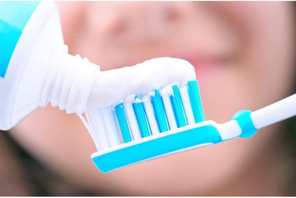 Triclosan trong xà phòng, dầu gội, kem đánh răng có thể gây ung thư và xơ gan? - ảnh 1