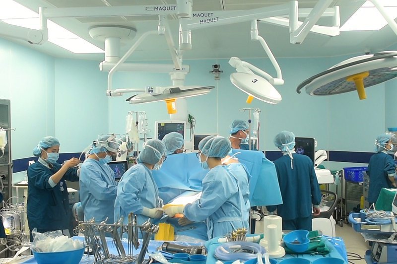 Điều trị suy tim dùng thuốc và không dùng thuốc theo từng giai đoạn bệnh - ảnh 2