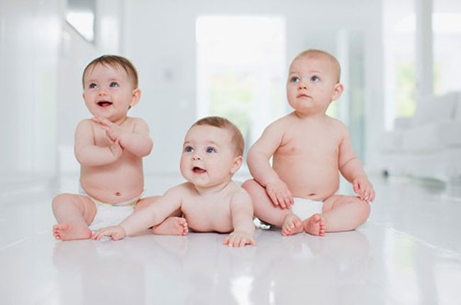 Tay chân miệng chủ yếu xuất hiện ở trẻ sơ sinh hoặc trẻ dưới 4 tuổi