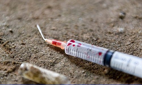 Tiêm trích ma túy