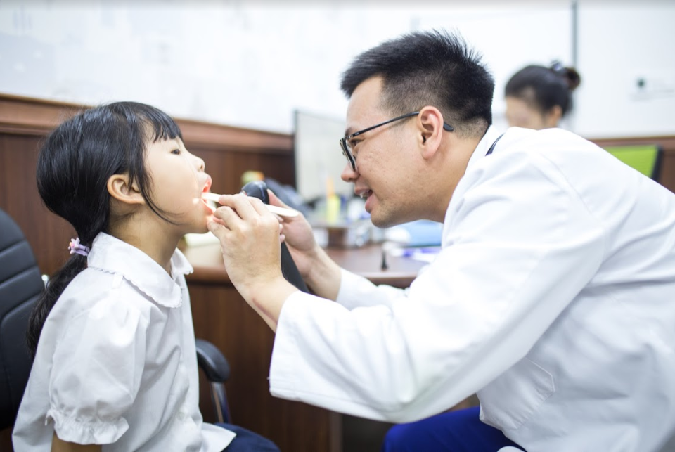 Tiêm chủng, tiêm phòng vinmec, khám trước tiêm vacxin