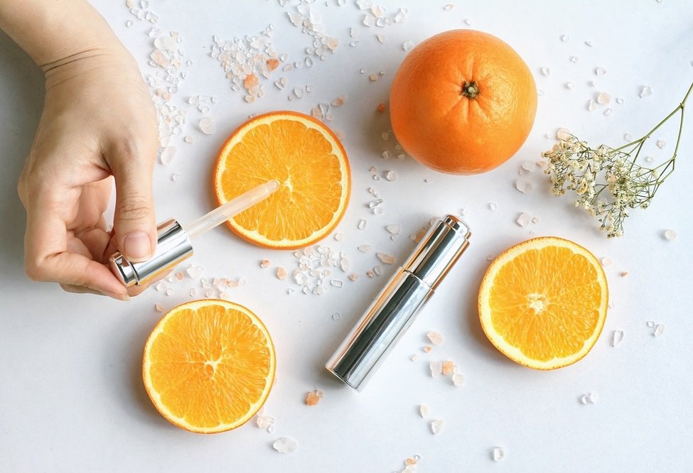 vitamin C trị mụn