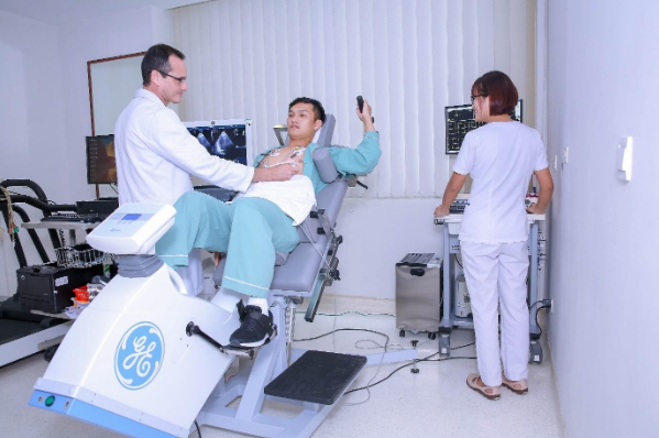 Gắng sức bằng xe đạp lực kế