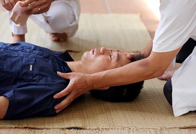 Xử trí cấp cứu đột quỵ do tắc mạch máu não