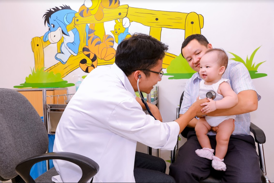 Trẻ nhỏ bị viêm tiểu phế quản bao lâu thì khỏi - ảnh 2