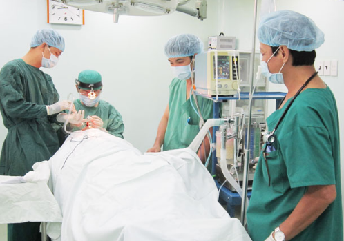 Phẫu thuật liệt dây thanh quản